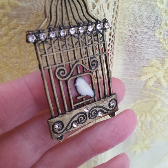 Birdcage Necklace - Picture 9 of 10